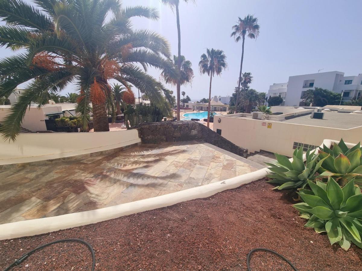 Luxury Apartamento Luz De Mar Complejo Playa Roca Costa Teguise Exterior photo
