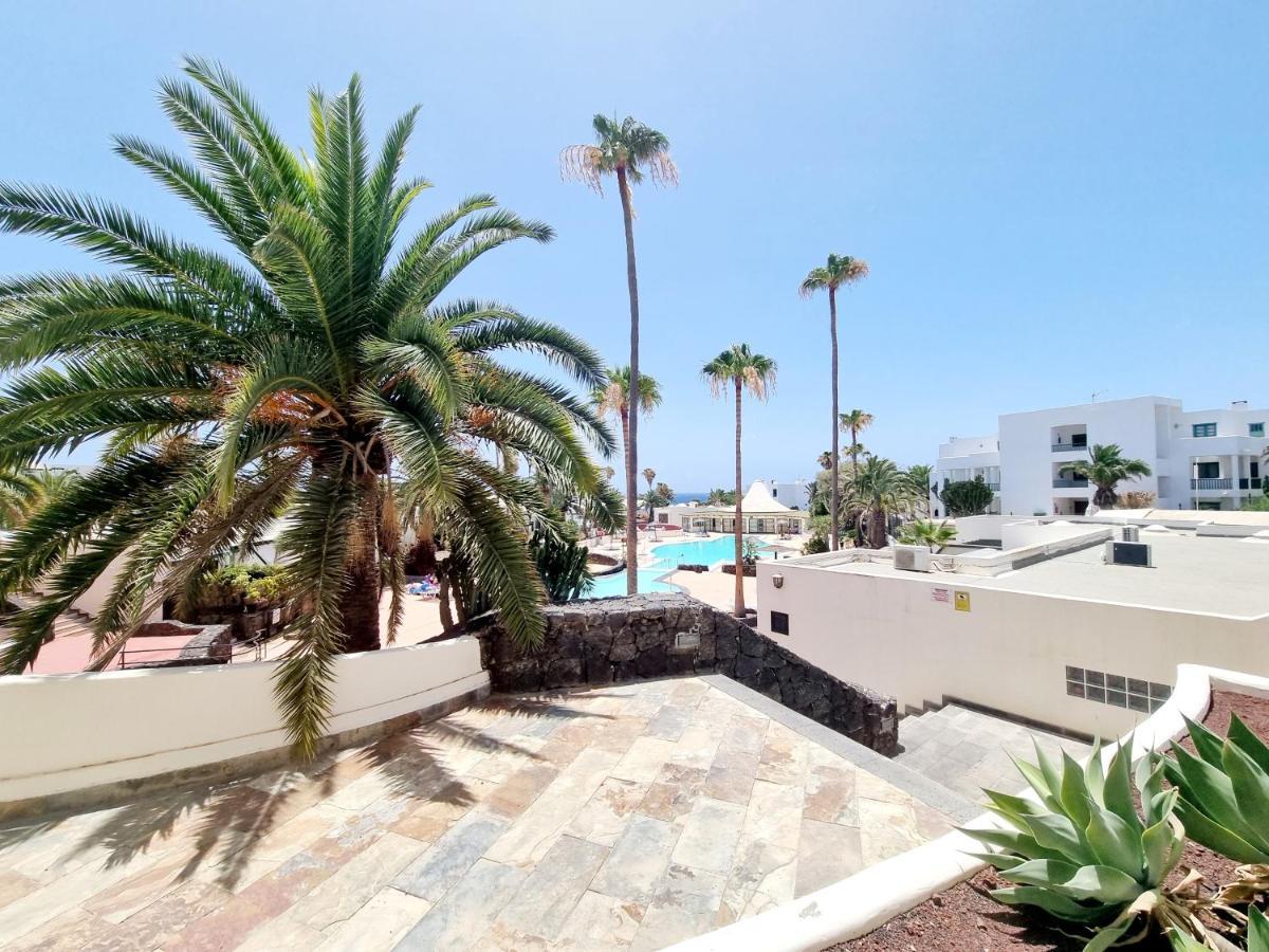 Luxury Apartamento Luz De Mar Complejo Playa Roca Costa Teguise Exterior photo