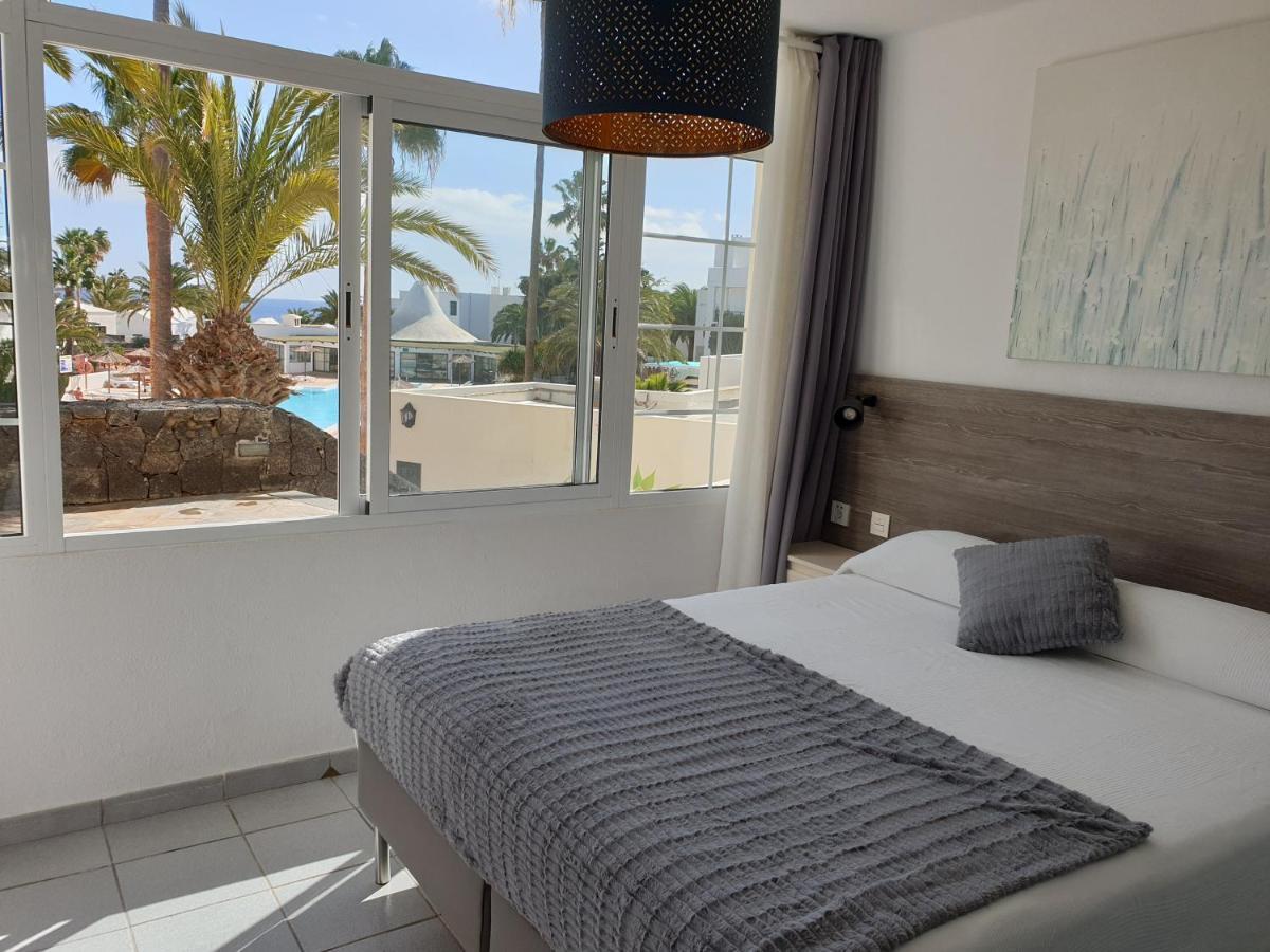 Luxury Apartamento Luz De Mar Complejo Playa Roca Costa Teguise Exterior photo